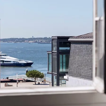 Lost :: Cais House 3* Lisboa