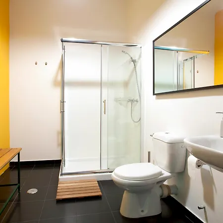 Lost :: Cais House Maison d'hôtes