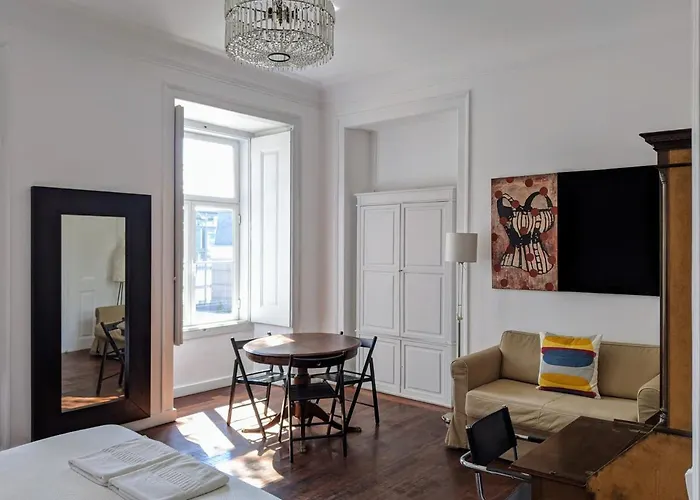 Konukevi Lost :: Cais House Lisboa