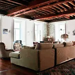 Lost :: Cais House Affittacamere 3*