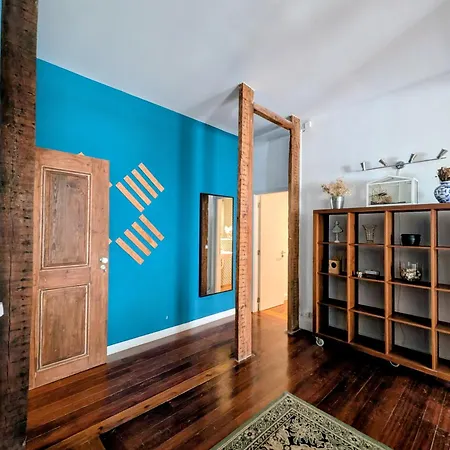 Lost :: Cais House Guest house