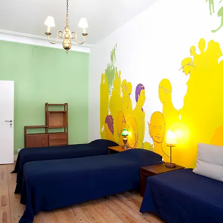 Lost :: Cais House 3* Lizbona